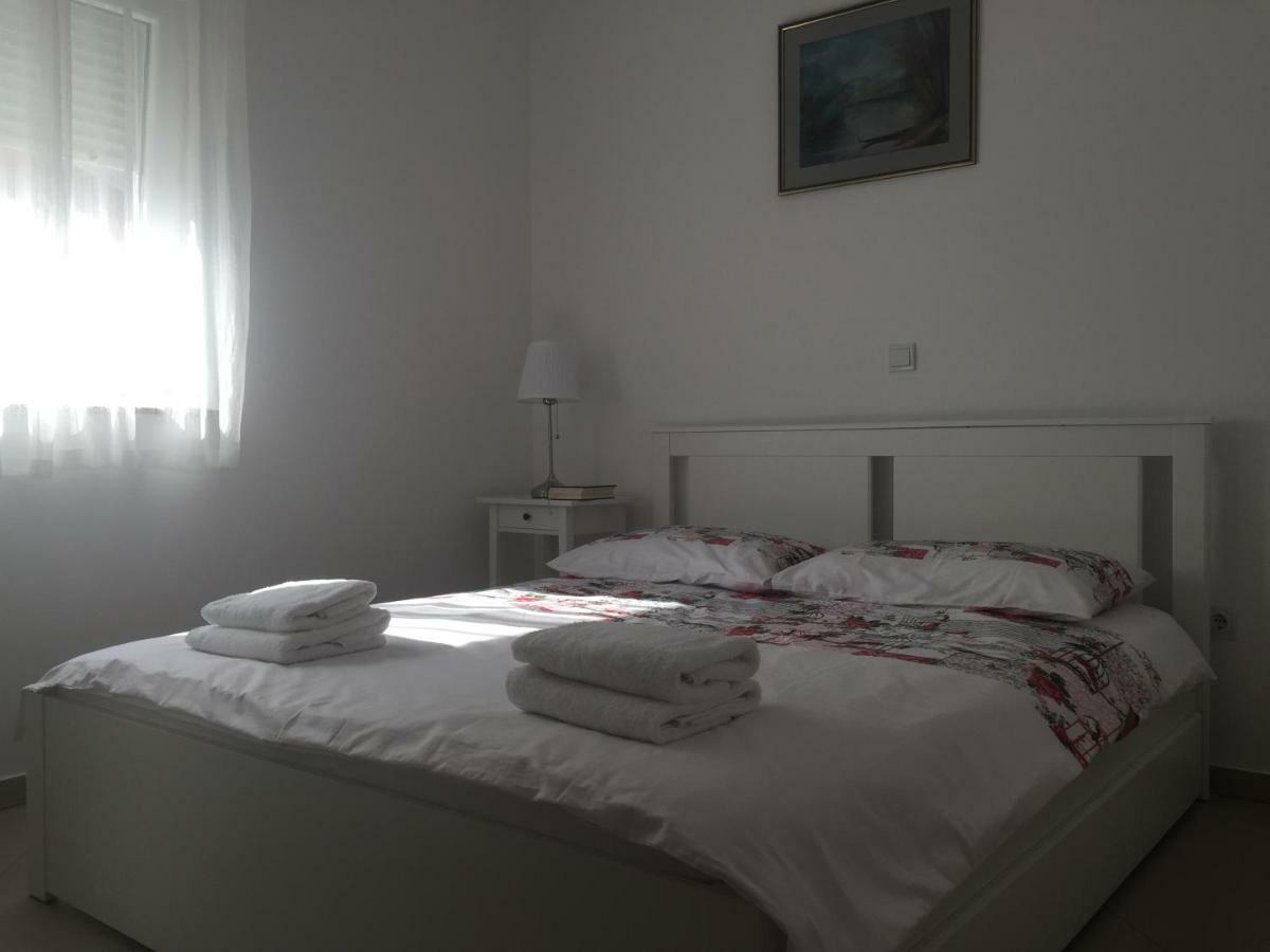 Apartmán Nin Zdrijac Exteriér fotografie