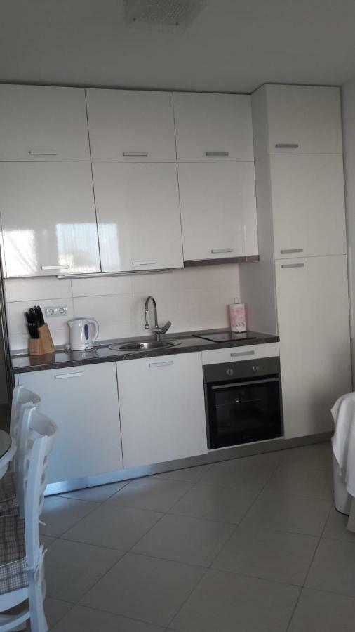 Apartmán Nin Zdrijac Exteriér fotografie